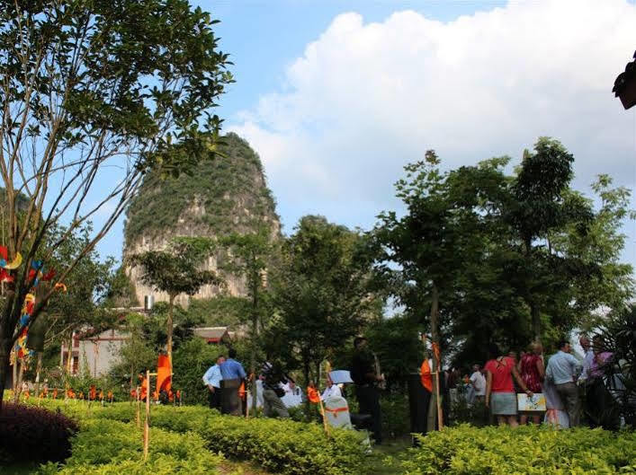 Dragon River Retreat Hotel Yangshuo Bagian luar foto